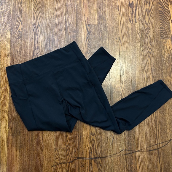 Fabletics PureLuxe Black Leggings - Picture 1 of 3